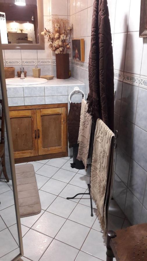 Joli Loft Dans Village Pittoresque Péret Exterior foto